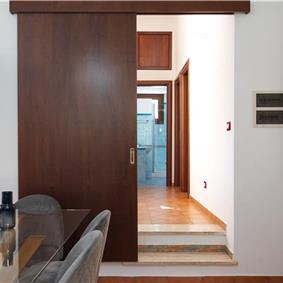 3 bedroom villa with pool and tennis court in Sicily, sleeps 6-8